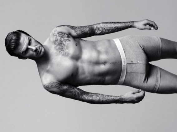David Beckham - sesja w bieliźnie