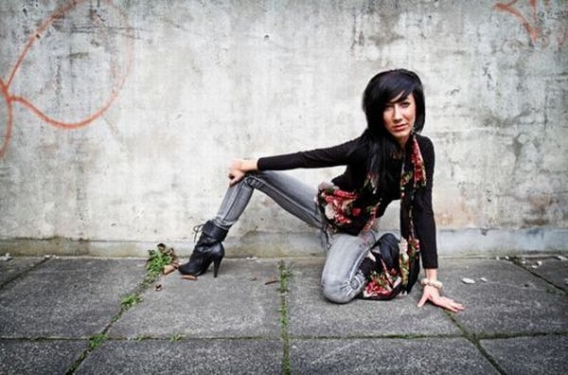 Modelki w dziwnych pozach