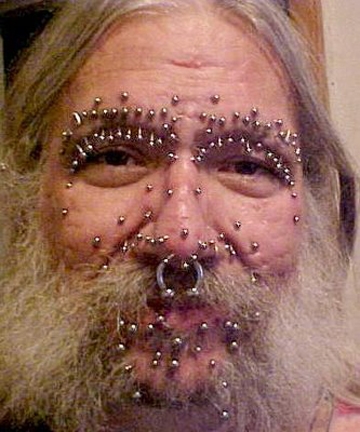 Szalony piercing